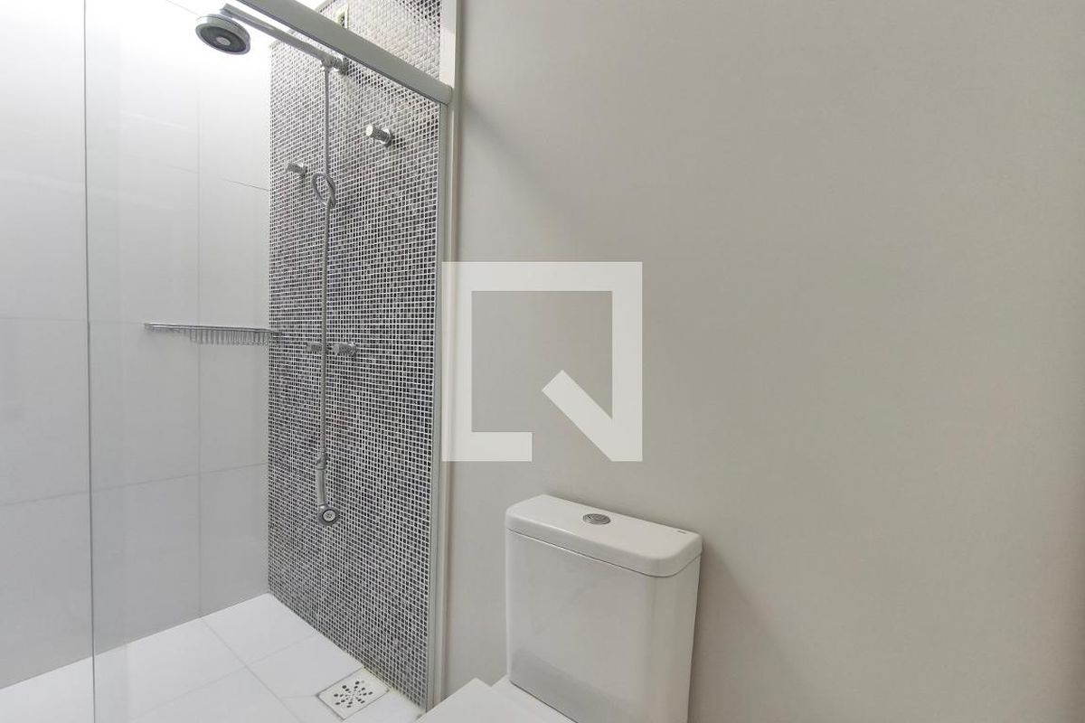 Casa à Venda - Swiss Park, 4 Quartos,  316 m2 em , Campinas - sp | SoloBR