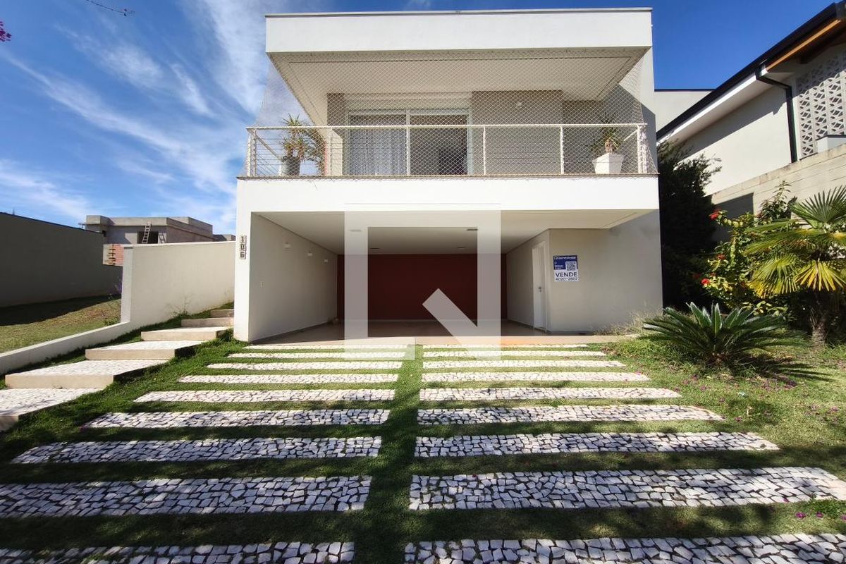 Casa à Venda - Swiss Park, 4 Quartos,  316 m2 em , Campinas - sp | SoloBR