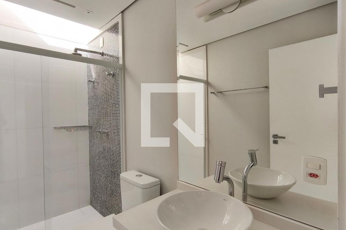 Casa à Venda - Swiss Park, 4 Quartos,  316 m2 em , Campinas - sp | SoloBR