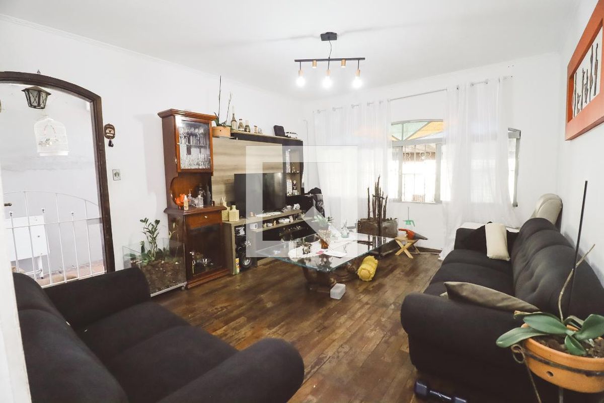 Casa, 5 quartos, 180 m² - Foto 1