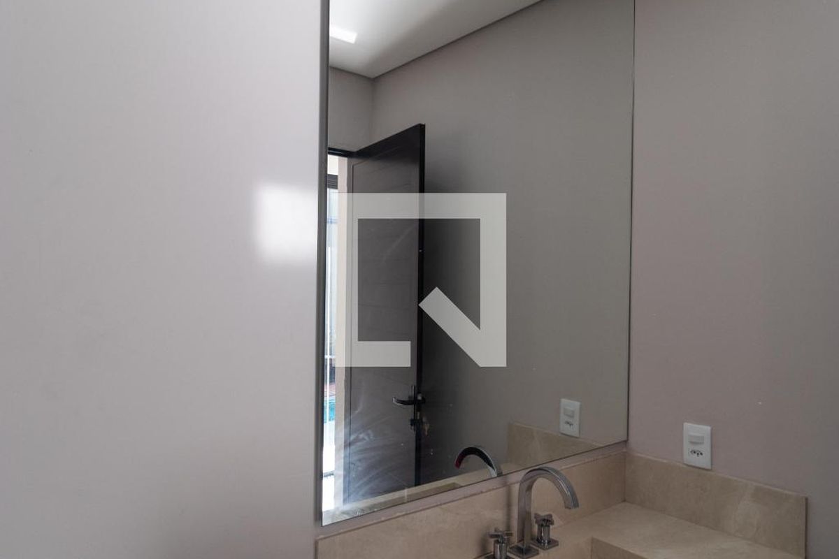 Casa à Venda - Swiss Park, 3 Quartos,  280 m2 em , Campinas - sp | SoloBR