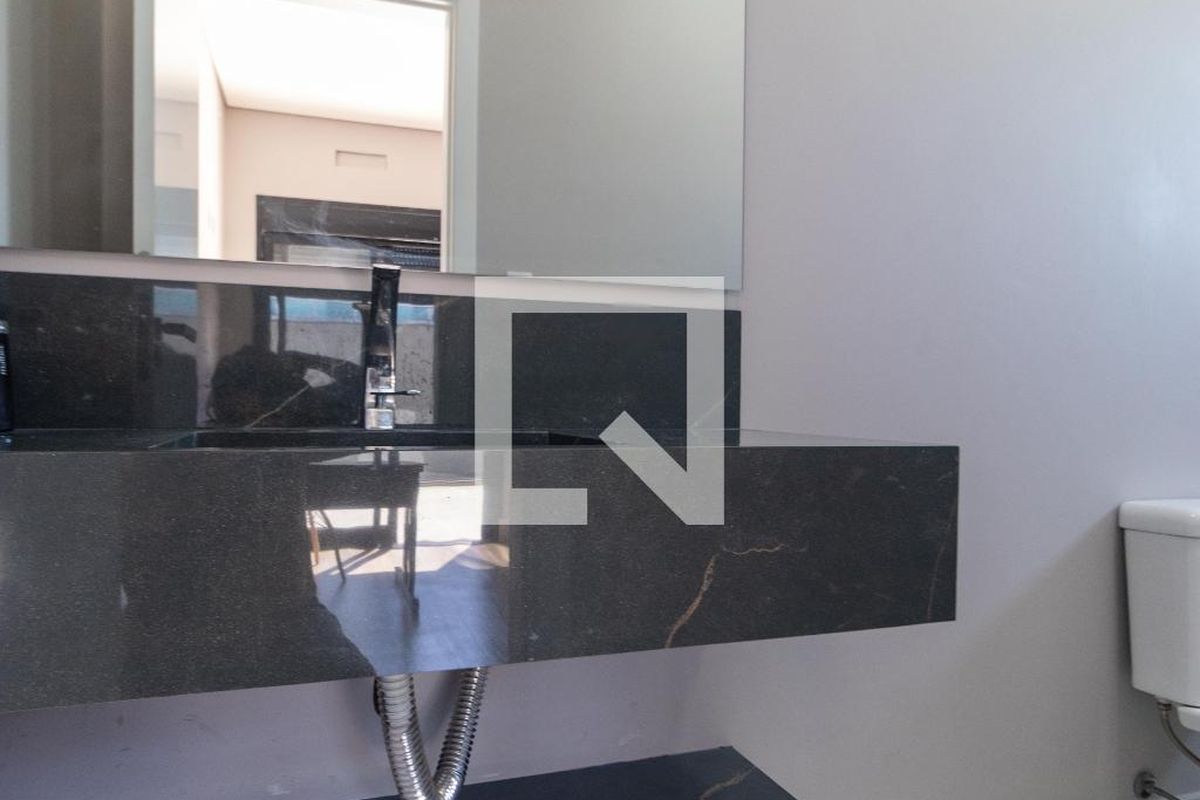 Casa à Venda - Swiss Park, 3 Quartos,  280 m2 em , Campinas - sp | SoloBR