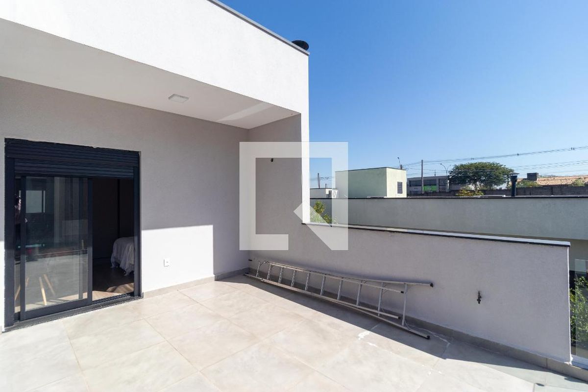 Casa à Venda - Swiss Park, 3 Quartos,  280 m2 em , Campinas - sp | SoloBR