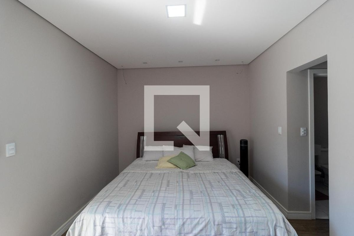 Casa à Venda - Swiss Park, 3 Quartos,  280 m2 em , Campinas - sp | SoloBR