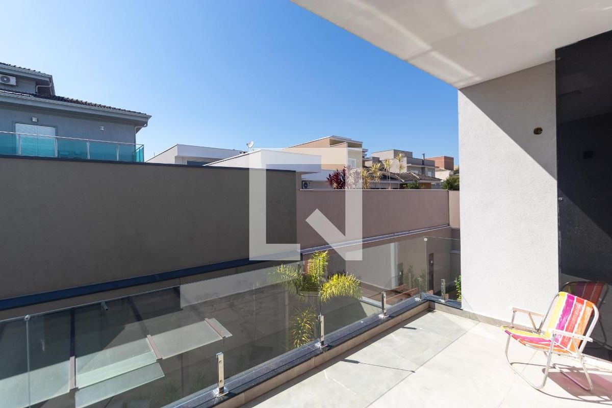 Casa à Venda - Swiss Park, 3 Quartos,  280 m2 em , Campinas - sp | SoloBR