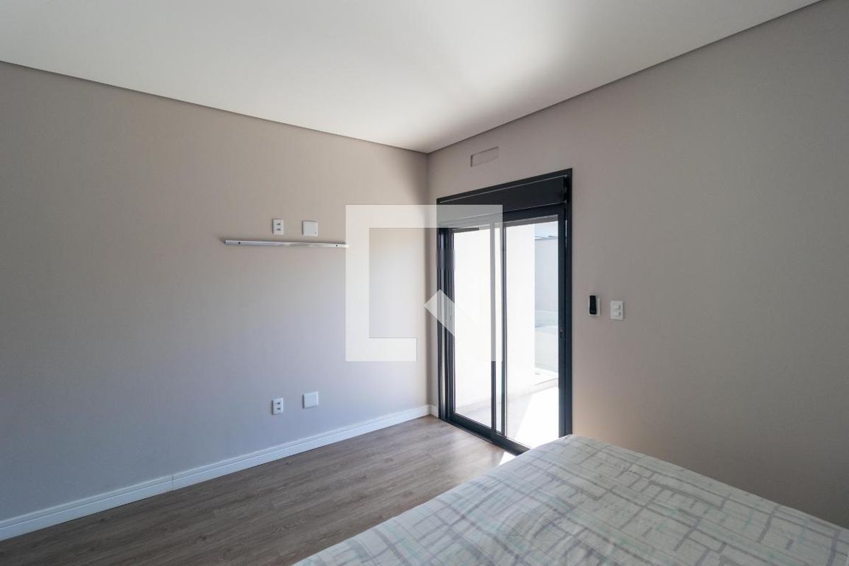 Casa à Venda - Swiss Park, 3 Quartos,  280 m2 em , Campinas - sp | SoloBR