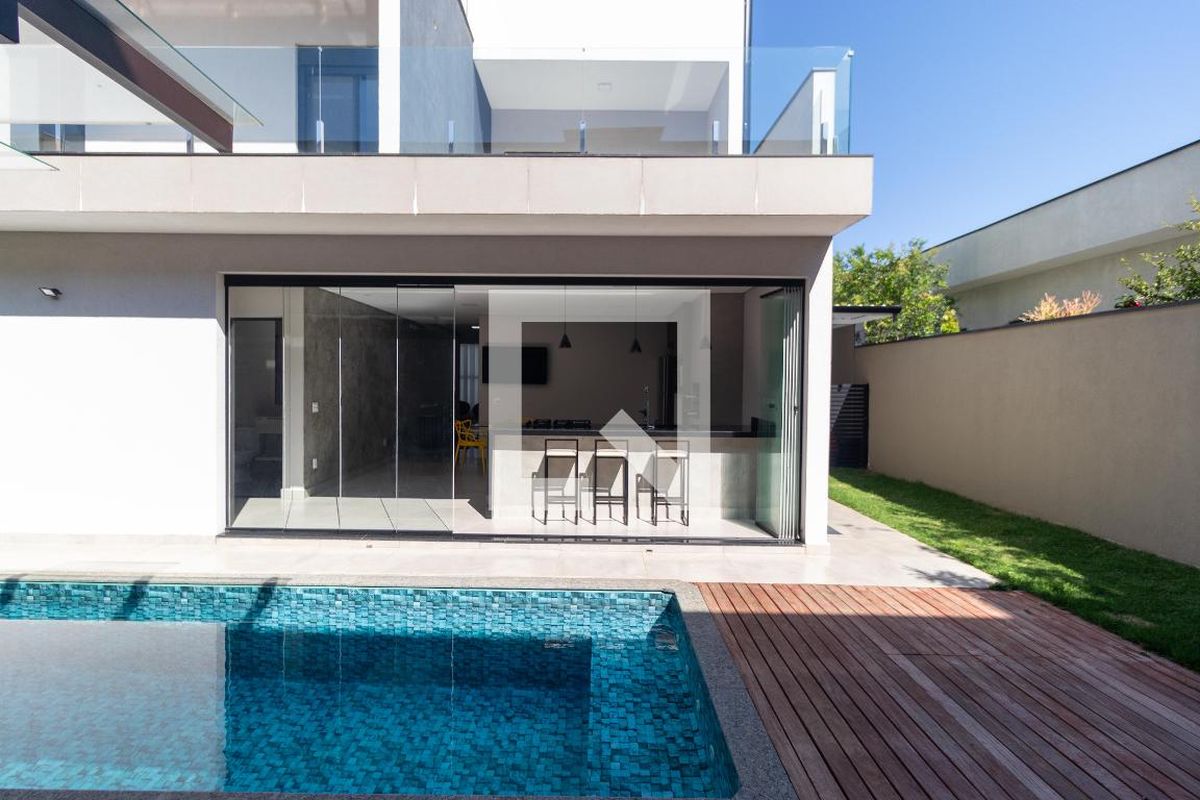 Casa à Venda - Swiss Park, 3 Quartos,  280 m2 em , Campinas - sp | SoloBR