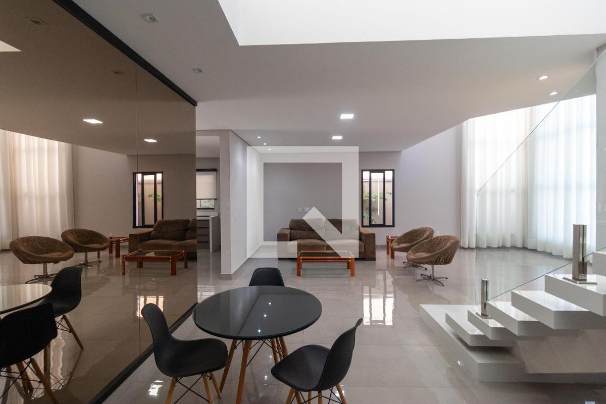 Casa à Venda - Swiss Park, 3 Quartos,  280 m2 em , Campinas - sp | SoloBR