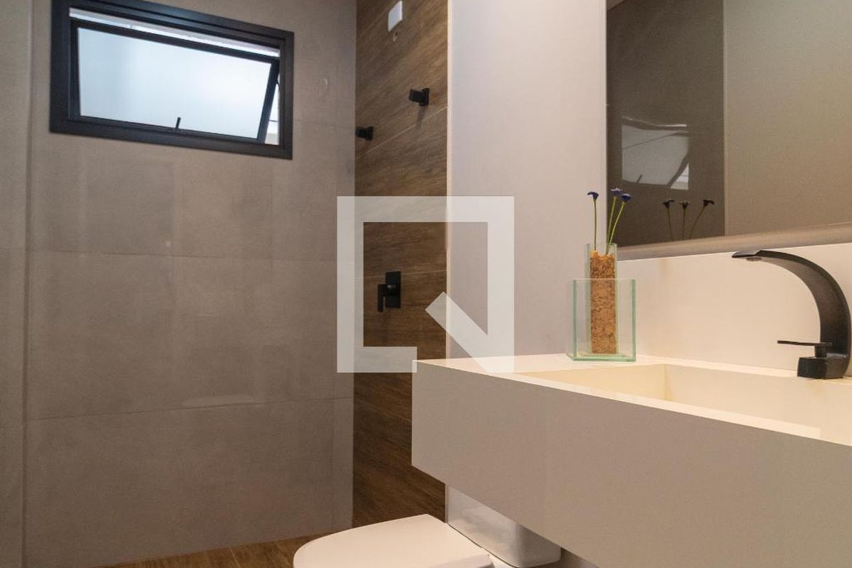 Casa à Venda - Swiss Park, 3 Quartos,  280 m2 em , Campinas - sp | SoloBR