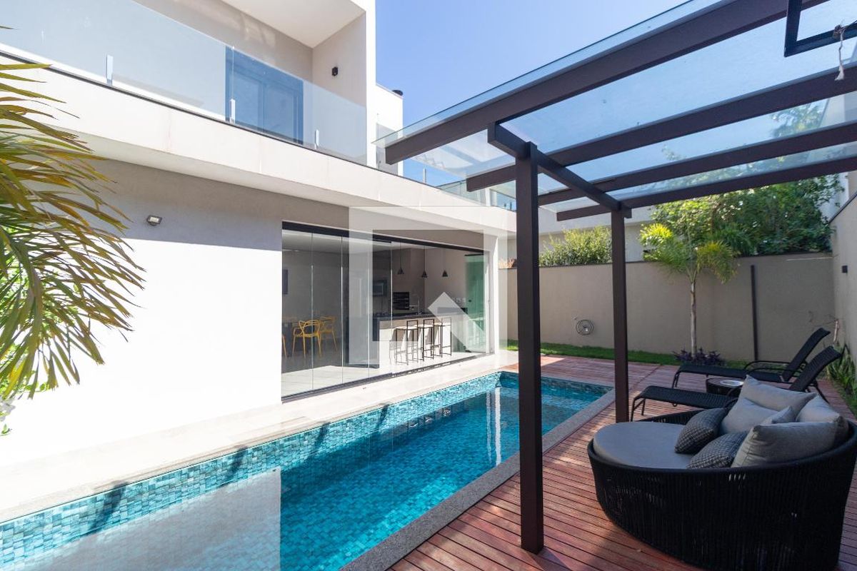 Casa à Venda - Swiss Park, 3 Quartos,  280 m2 em , Campinas - sp | SoloBR