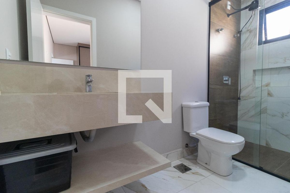 Casa à Venda - Swiss Park, 3 Quartos,  280 m2 em , Campinas - sp | SoloBR