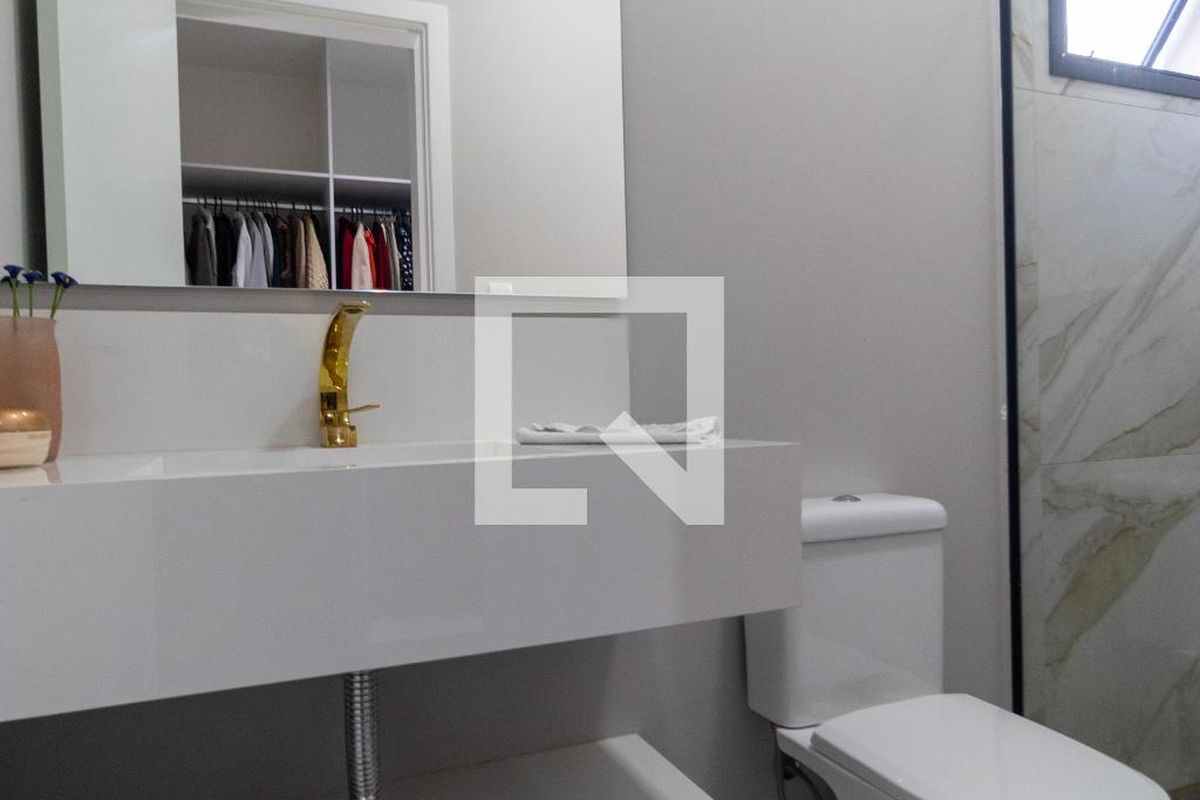 Casa à Venda - Swiss Park, 3 Quartos,  280 m2 em , Campinas - sp | SoloBR