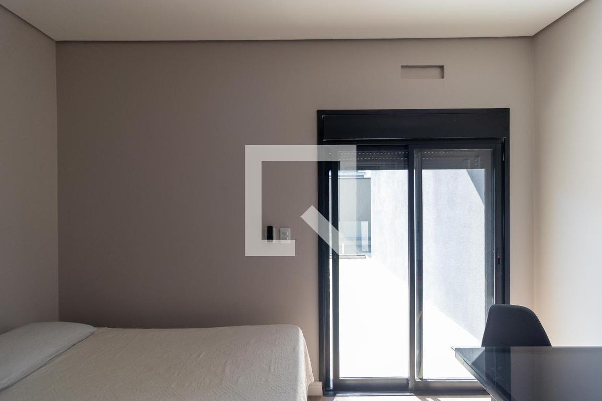 Casa à Venda - Swiss Park, 3 Quartos,  280 m2 em , Campinas - sp | SoloBR
