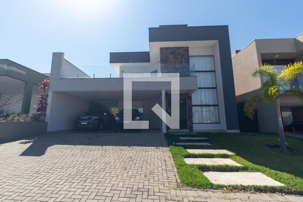 Casa à Venda - Swiss Park, 3 Quartos,  280 m2 em , Campinas - sp | SoloBR