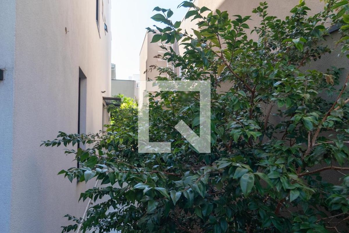 Casa à Venda - Swiss Park, 3 Quartos,  280 m2 em , Campinas - sp | SoloBR