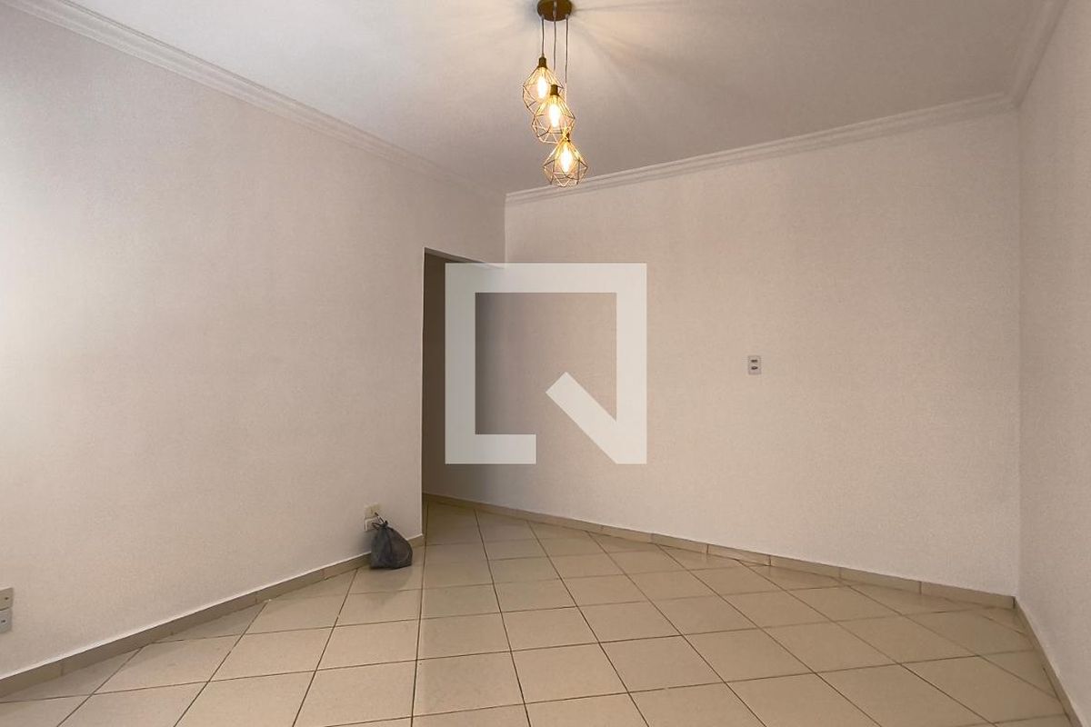 Casa, 3 quartos, 77 m² - Foto 2