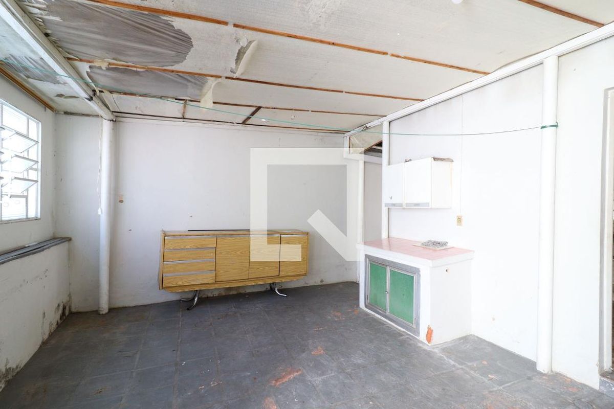 Casa à Venda - Jardim Flamboyant, 3 Quartos,  154 m2 em , Campinas - sp | SoloBR