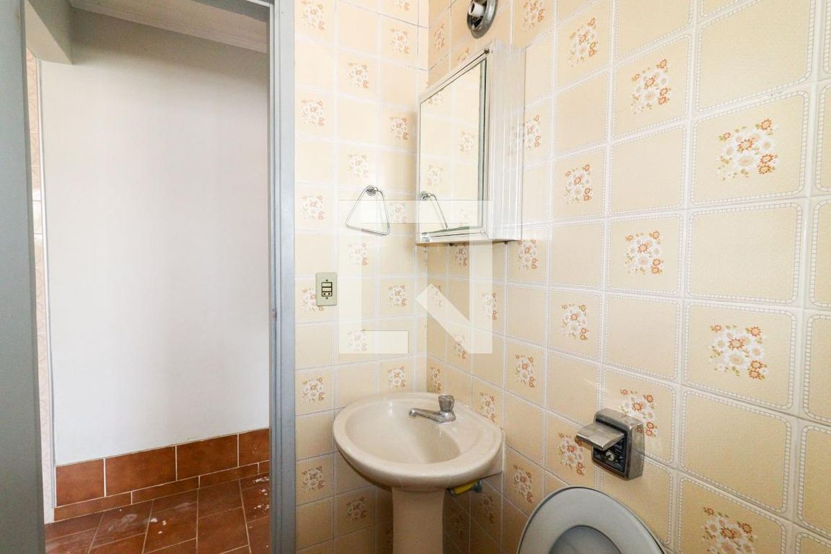 Casa à Venda - Jardim Flamboyant, 3 Quartos,  154 m2 em , Campinas - sp | SoloBR