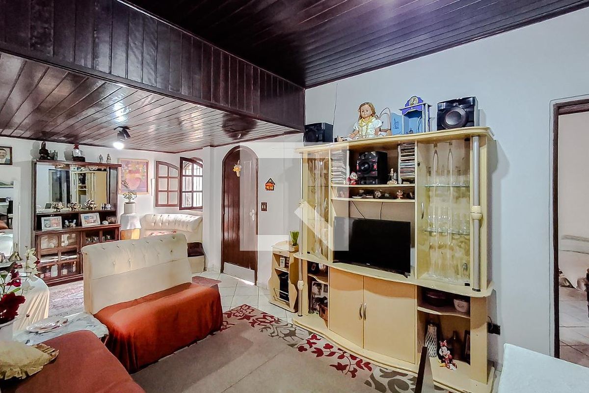 Casa, 3 quartos, 195 m² - Foto 1
