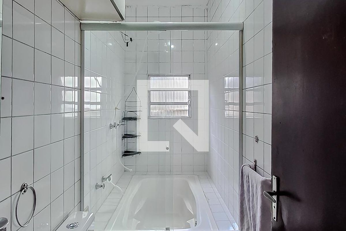 Casa, 3 quartos, 195 m² - Foto 35