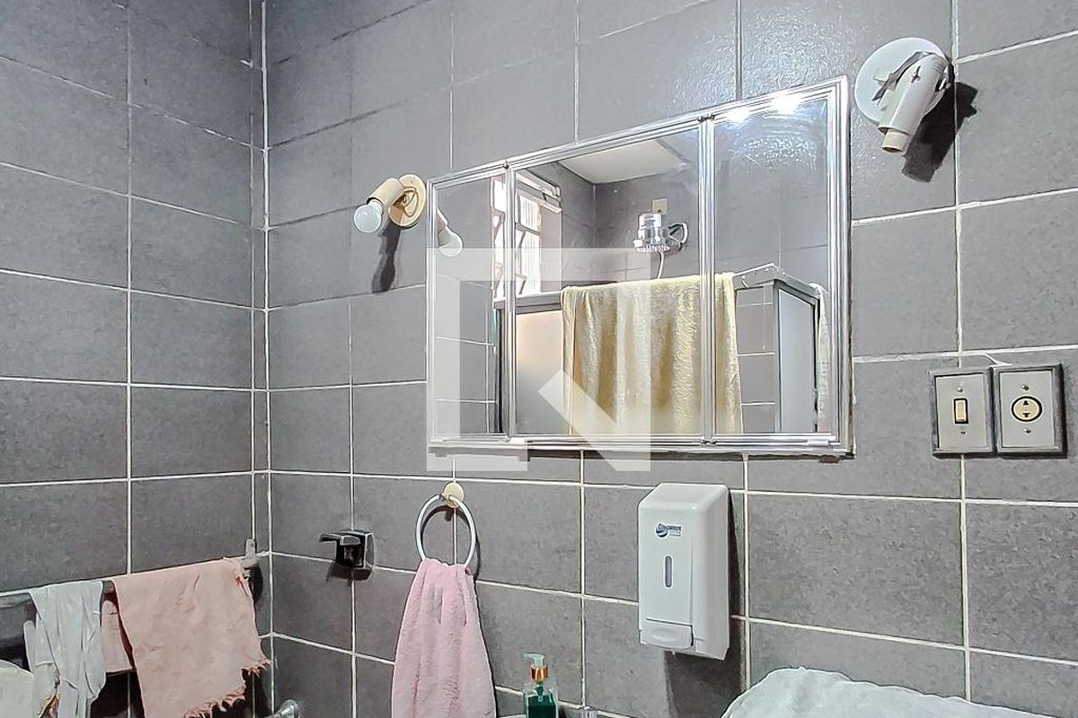 Casa, 3 quartos, 195 m² - Foto 47