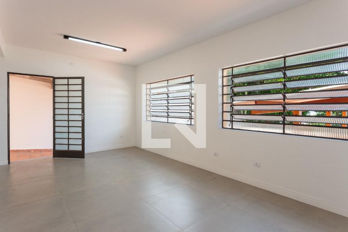 Casa, 5 quartos, 247 m² - Foto 2