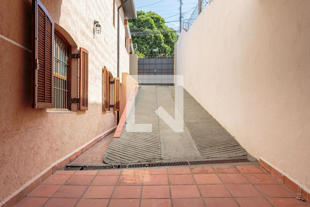 Casa, 5 quartos, 247 m² - Foto 19