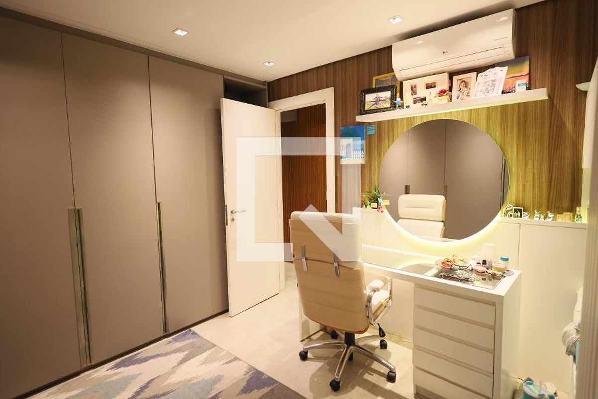 Apartamento, 3 quartos, 212 m² - Foto 39