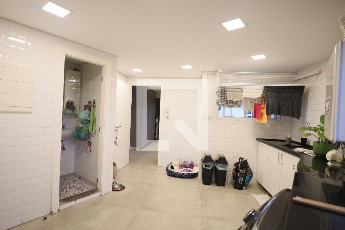 Apartamento, 3 quartos, 212 m² - Foto 57