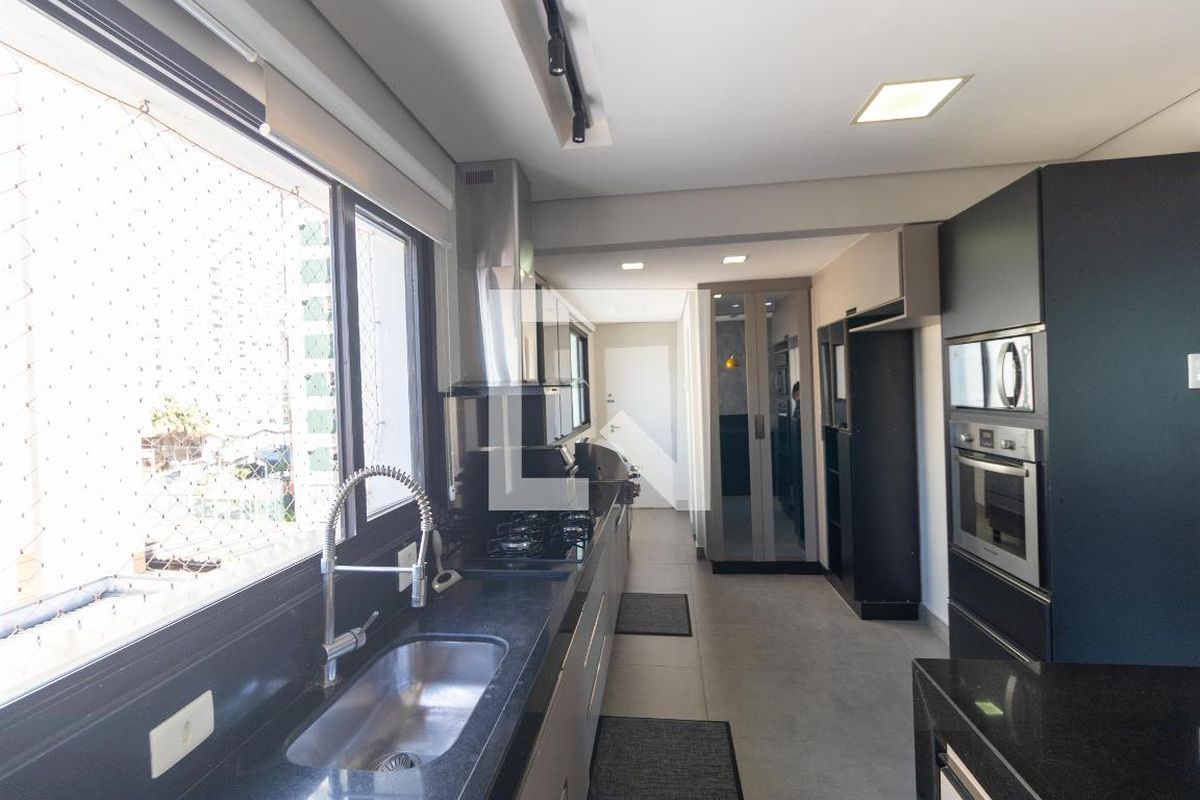 Apartamento à Venda - Cambuí, 3 Quartos,  180 m2 em , Campinas - sp | SoloBR