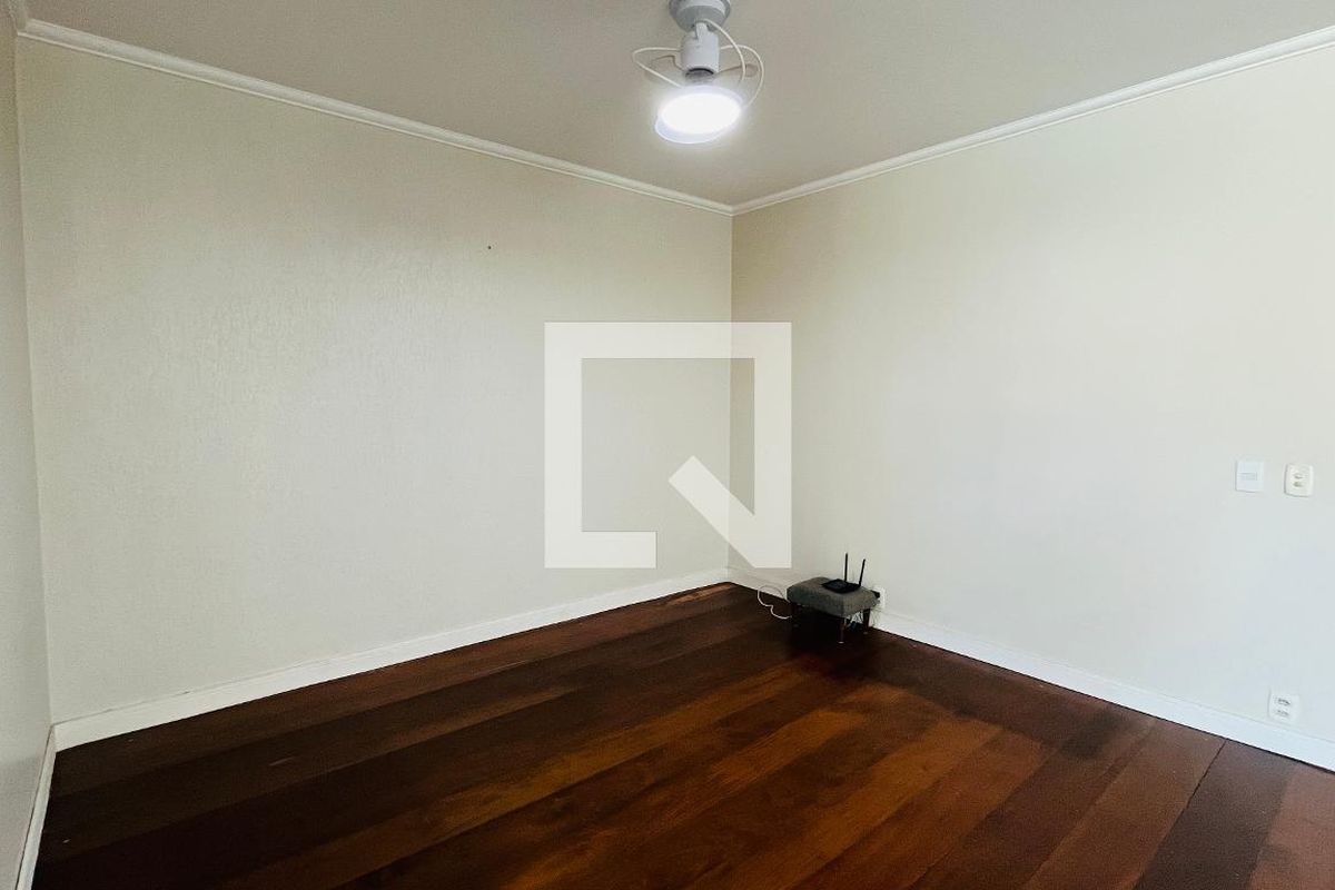 Casa à Venda - Jardim Chapadão, 3 Quartos,  210 m2 em , Campinas - sp | SoloBR