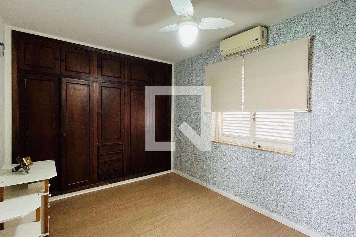 Casa à Venda - Jardim Chapadão, 3 Quartos,  210 m2 em , Campinas - sp | SoloBR