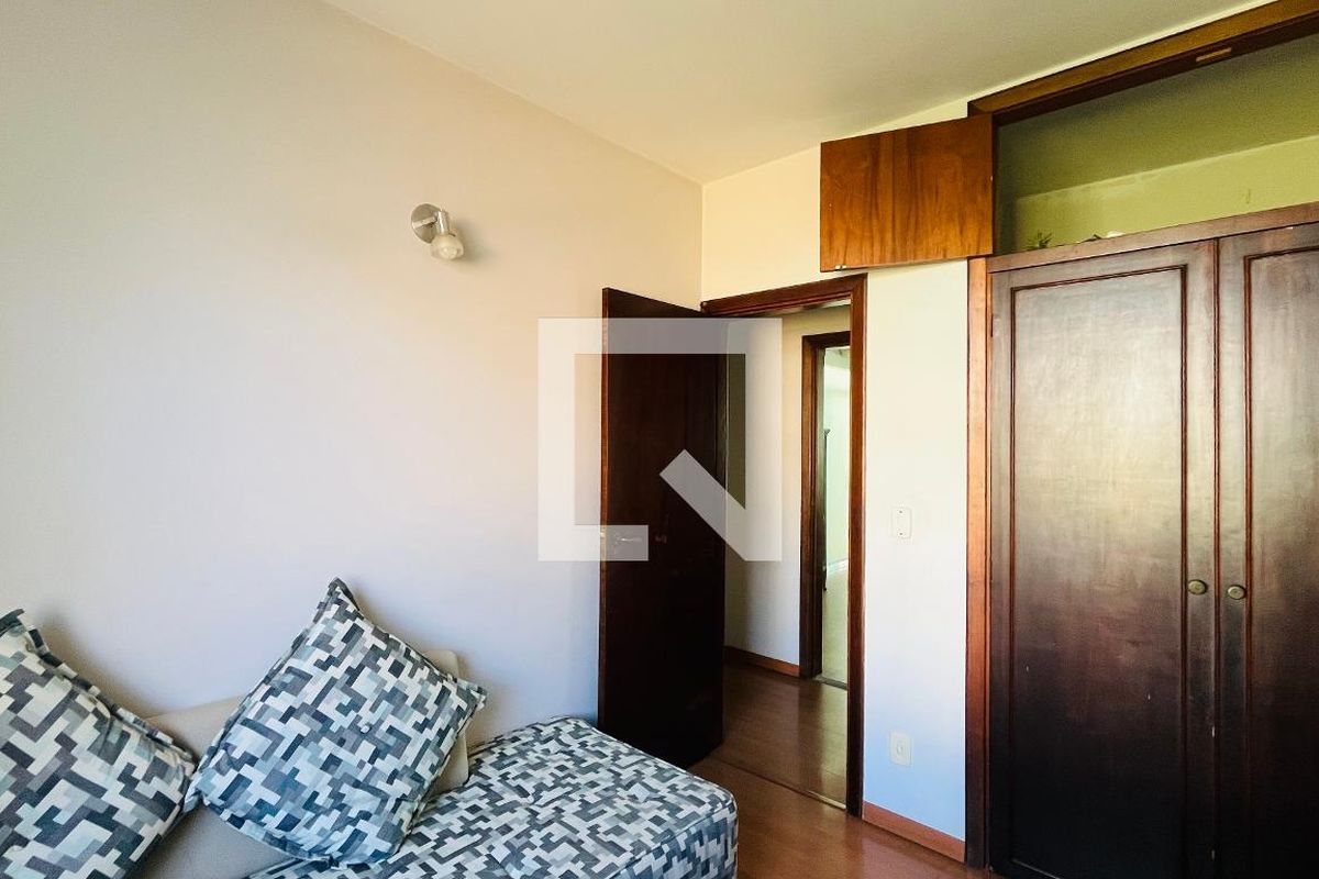 Casa à Venda - Jardim Chapadão, 3 Quartos,  210 m2 em , Campinas - sp | SoloBR