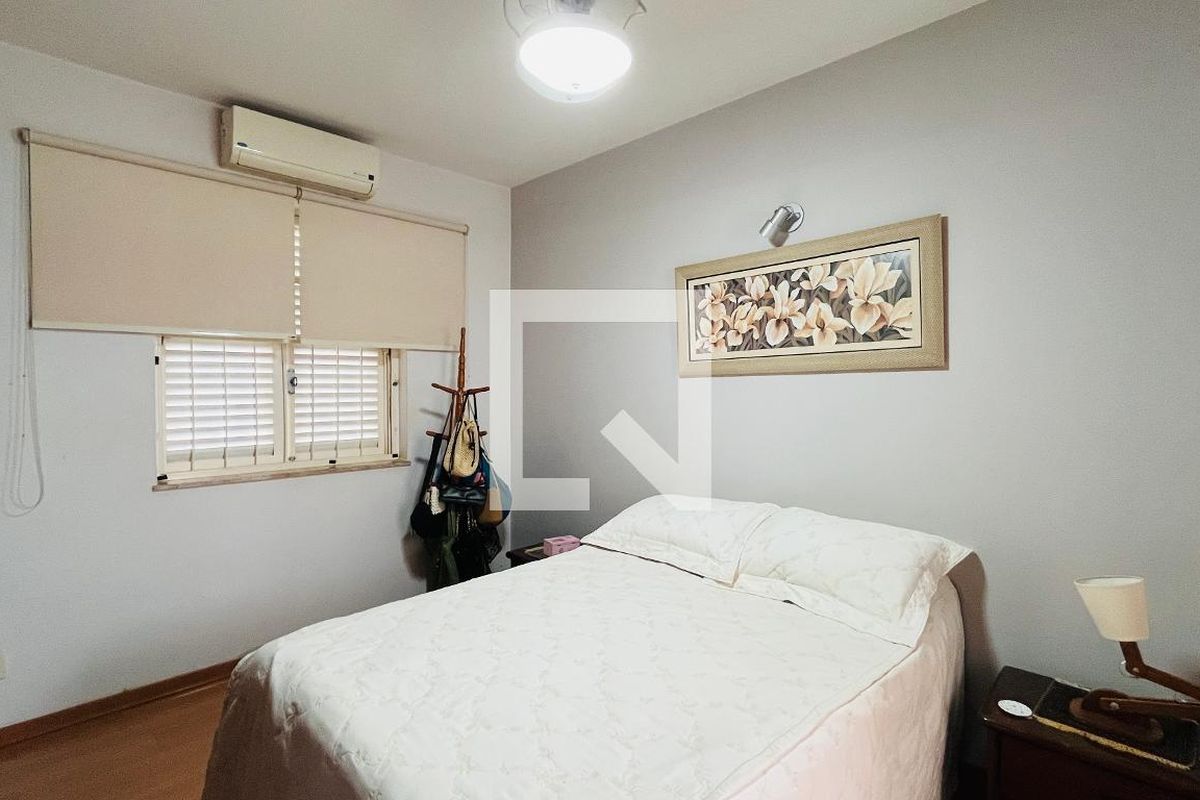 Casa à Venda - Jardim Chapadão, 3 Quartos,  210 m2 em , Campinas - sp | SoloBR