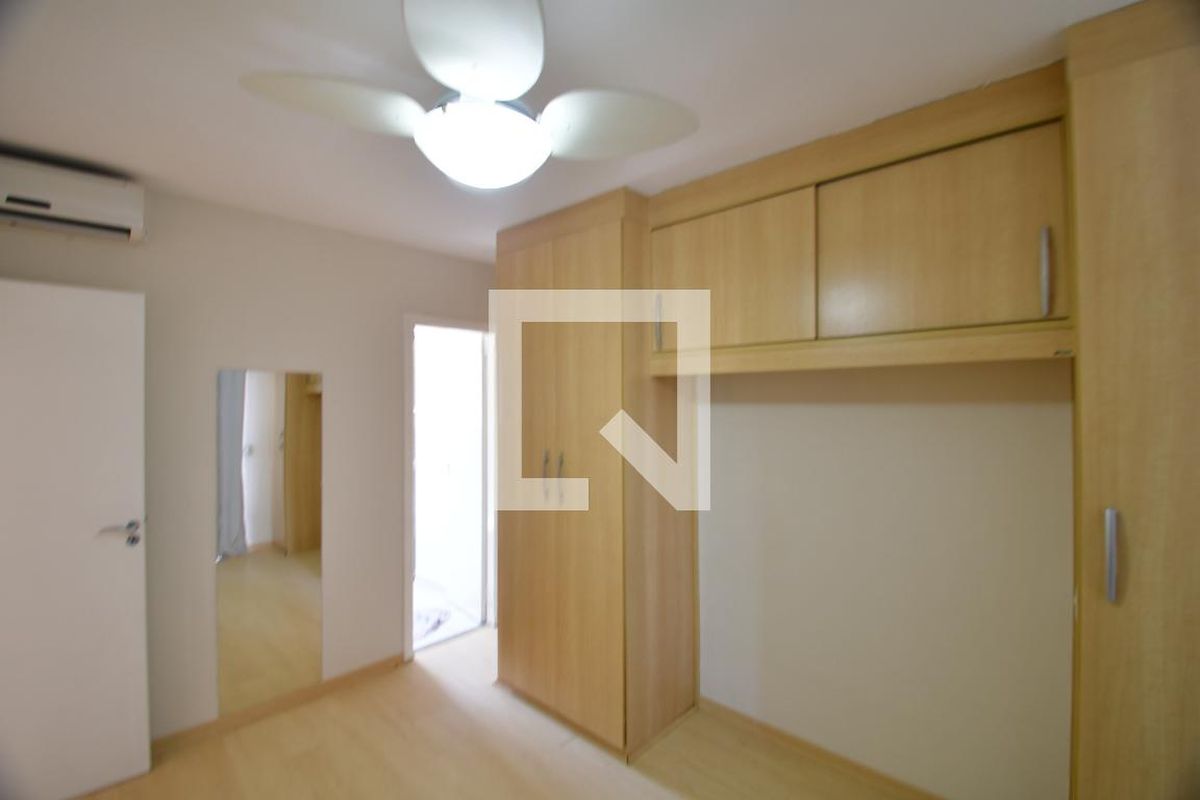 Casa à Venda - Mansões Santo Antônio, 3 Quartos,  124 m2 em , Campinas - sp | SoloBR