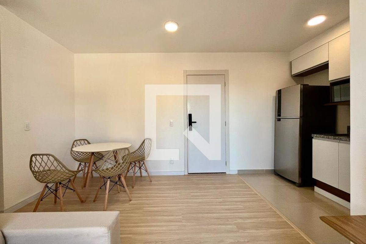 Apartamento à Venda - Centro, 2 Quartos,  45 m2 em , Campinas - sp | SoloBR