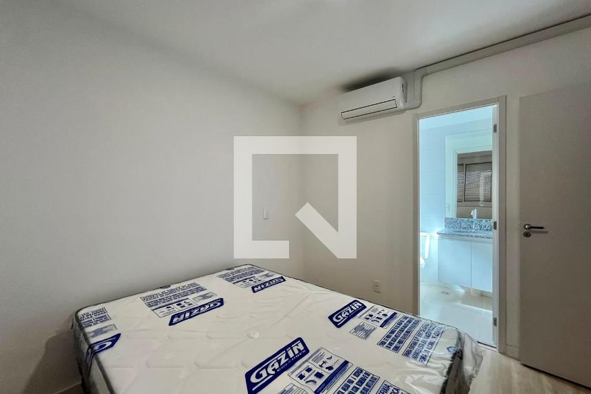 Apartamento à Venda - Centro, 2 Quartos,  45 m2 em , Campinas - sp | SoloBR