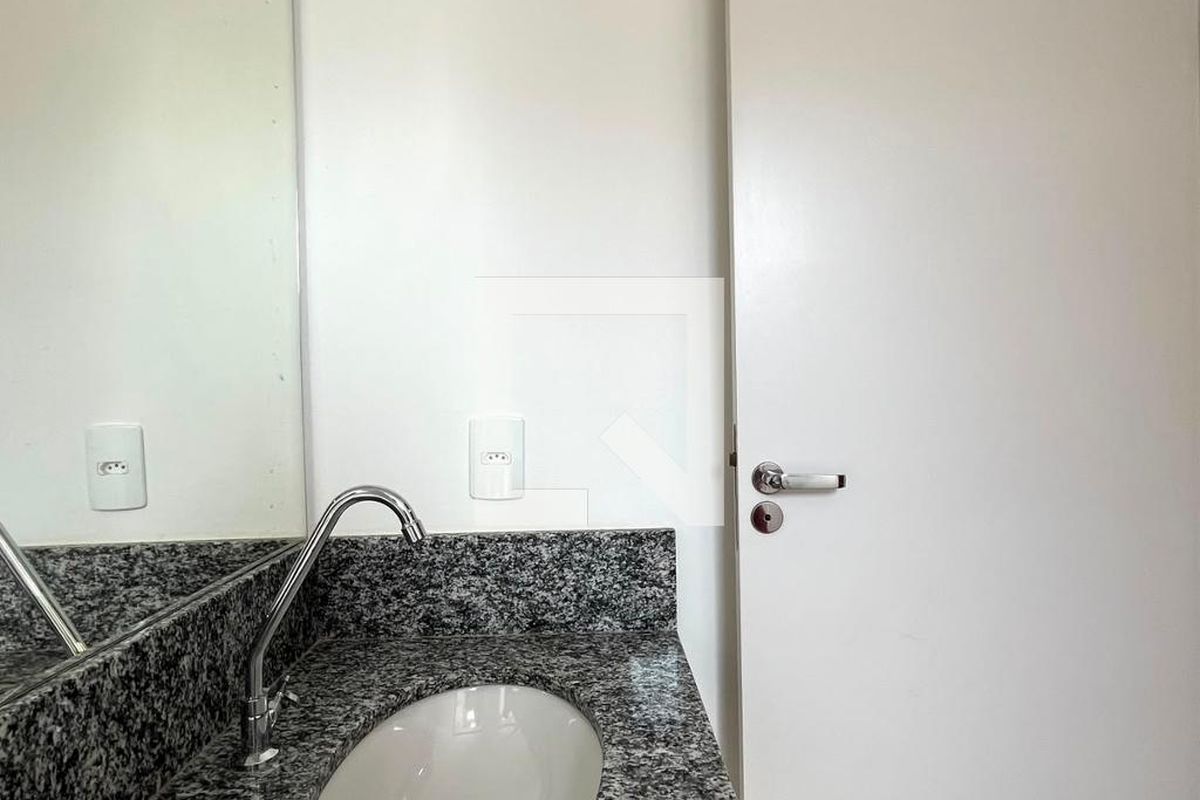 Apartamento à Venda - Centro, 2 Quartos,  45 m2 em , Campinas - sp | SoloBR