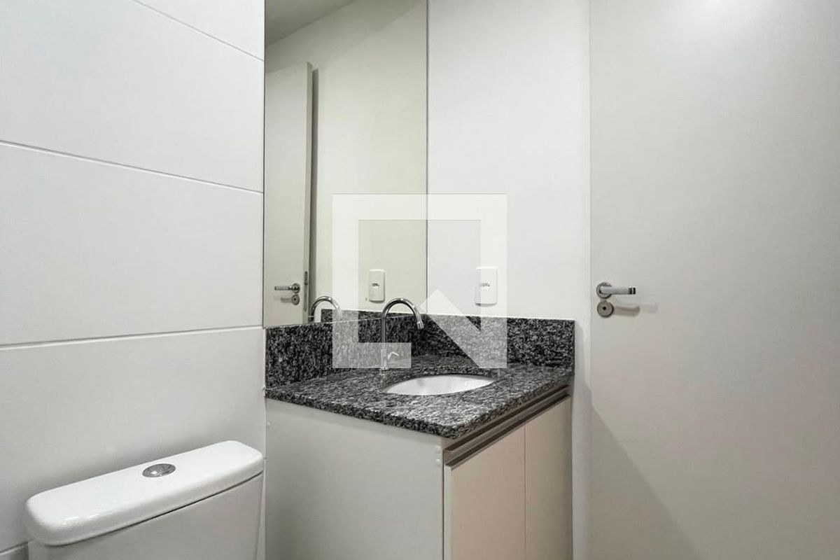 Apartamento à Venda - Centro, 2 Quartos,  45 m2 em , Campinas - sp | SoloBR