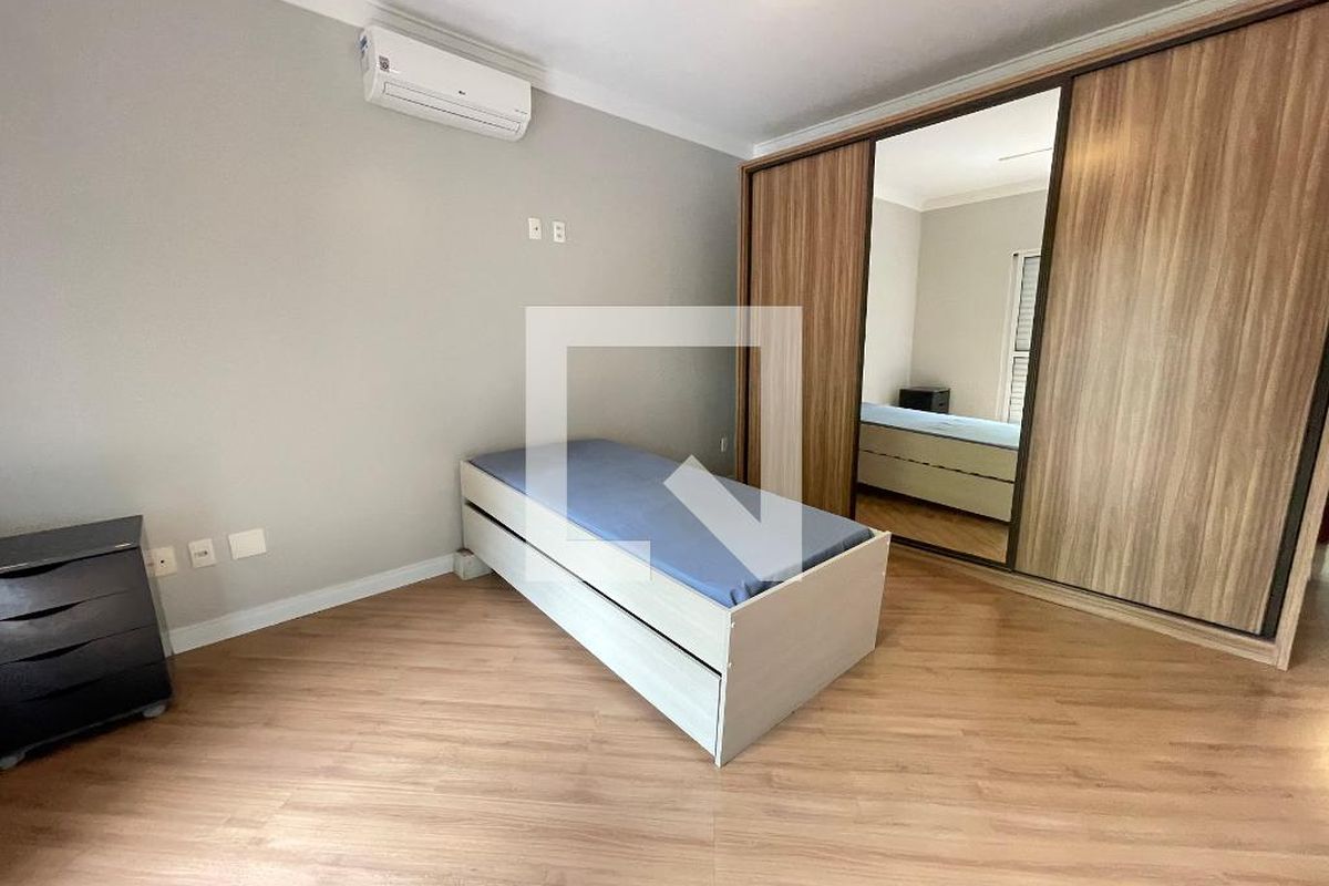Casa, 3 quartos, 240 m² - Foto 32