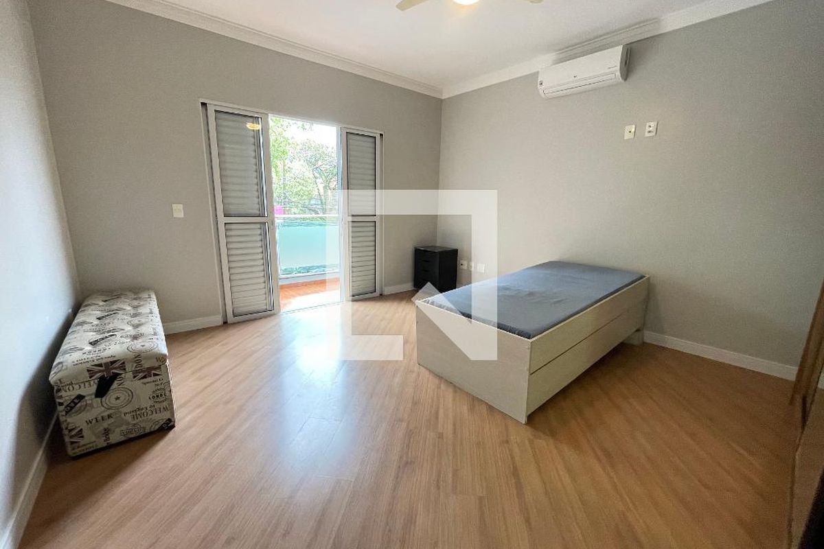 Casa, 3 quartos, 240 m² - Foto 28