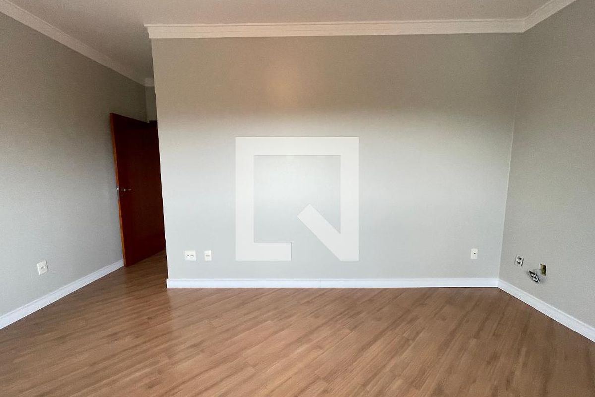 Casa, 3 quartos, 240 m² - Foto 18