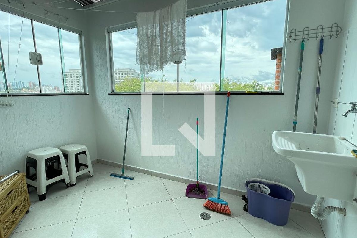 Casa, 3 quartos, 240 m² - Foto 56
