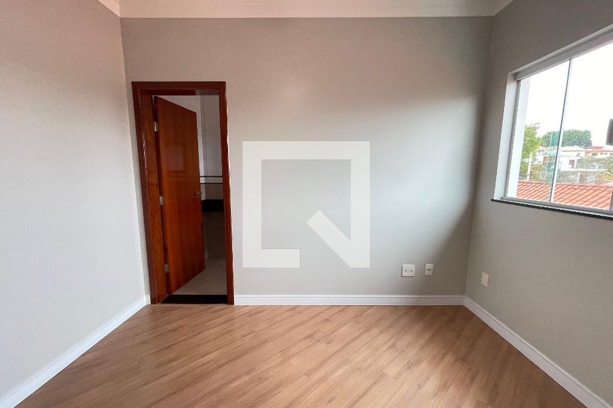 Casa, 3 quartos, 240 m² - Foto 26