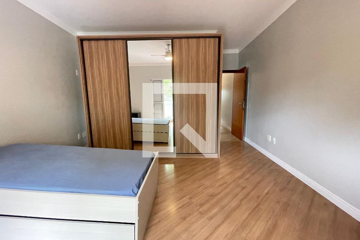Casa, 3 quartos, 240 m² - Foto 30