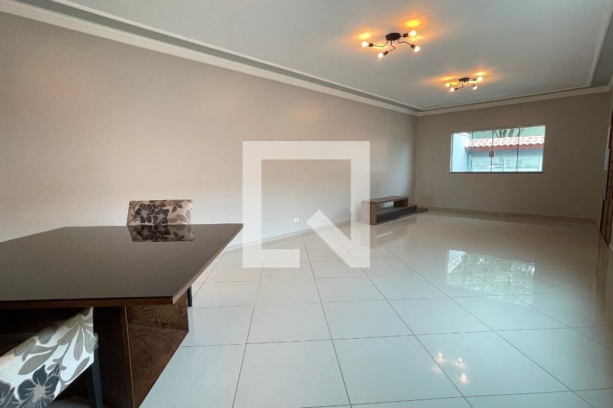 Casa, 3 quartos, 240 m² - Foto 5