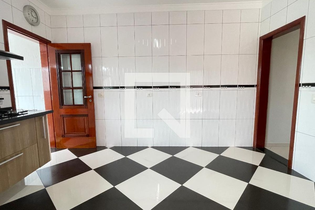 Casa, 3 quartos, 240 m² - Foto 53