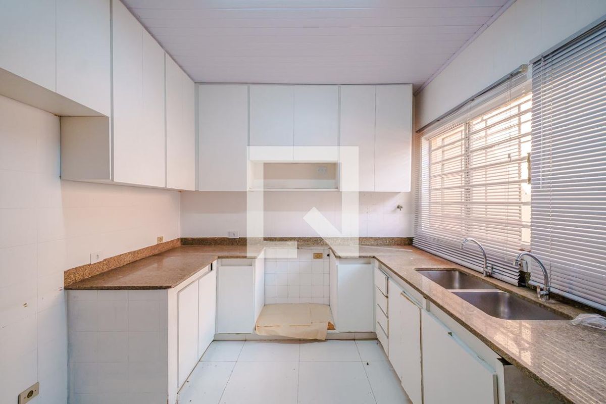 Casa, 4 quartos, 141 m² - Foto 33