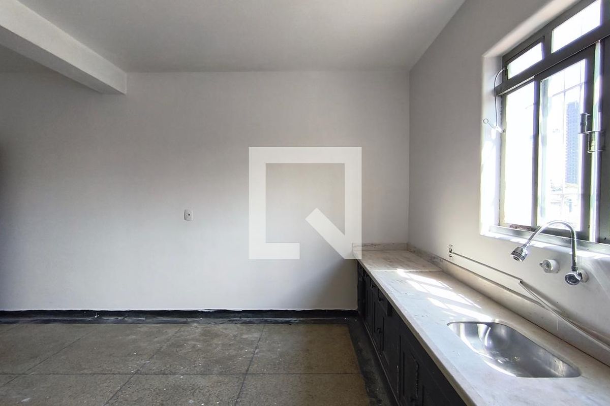 Casa, 3 quartos, 196 m² - Foto 35