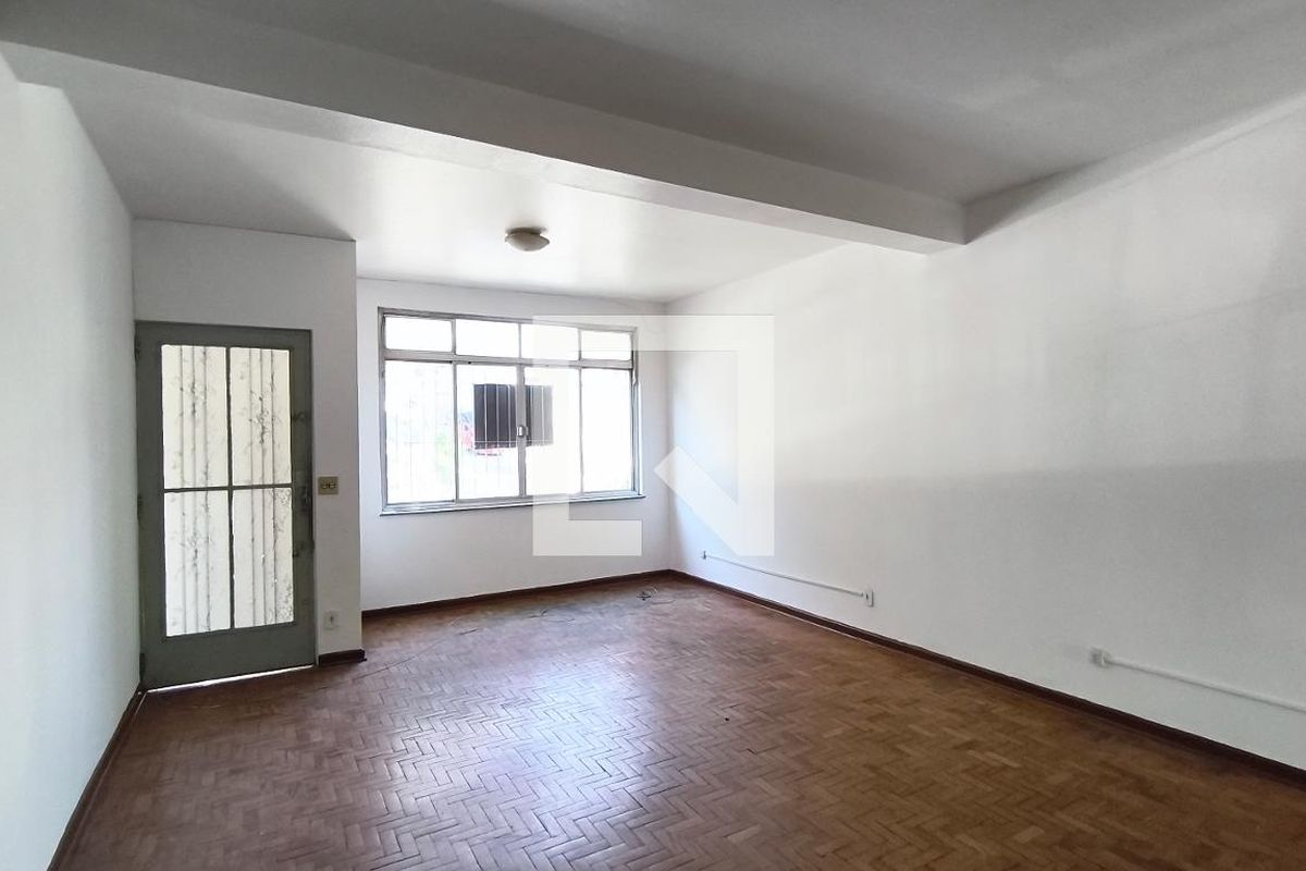 Casa, 3 quartos, 196 m² - Foto 3